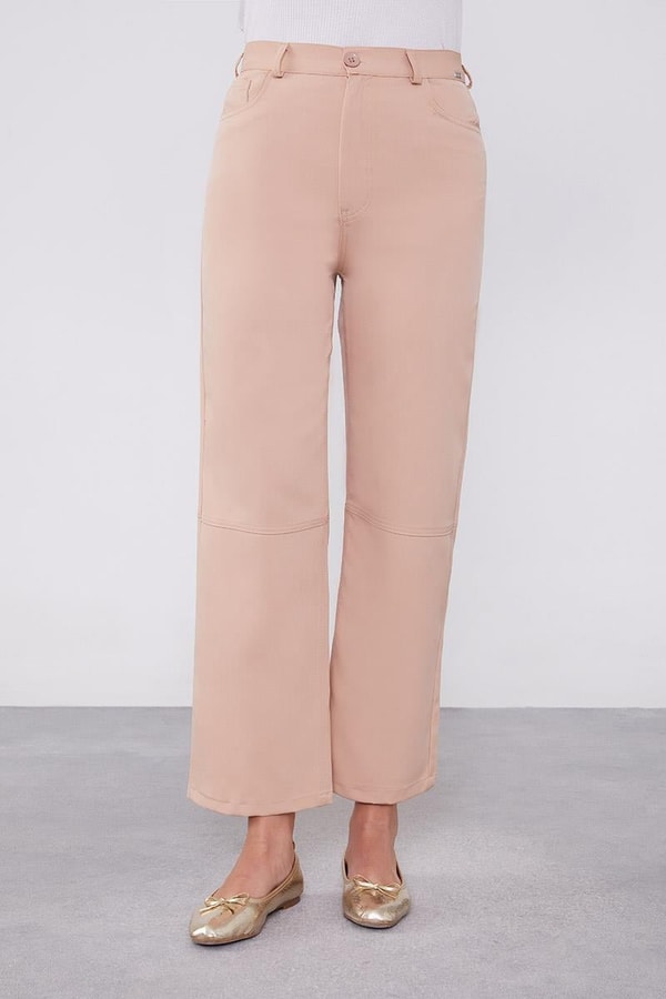 LevidorLevidor Somon Ekleme Tasarımlı Düz Paça Pantolon