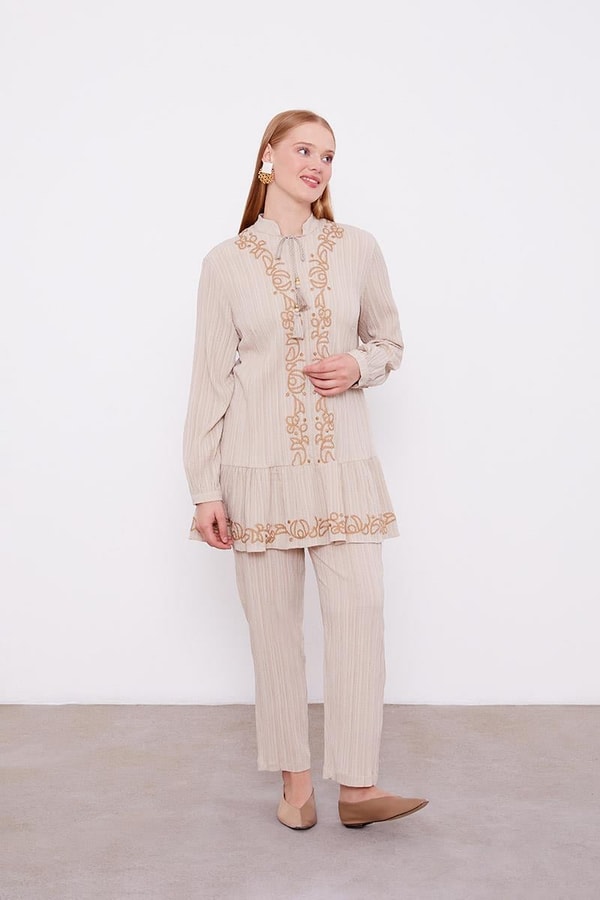 LevidorLevidor Taş Nakış Detaylı Takım