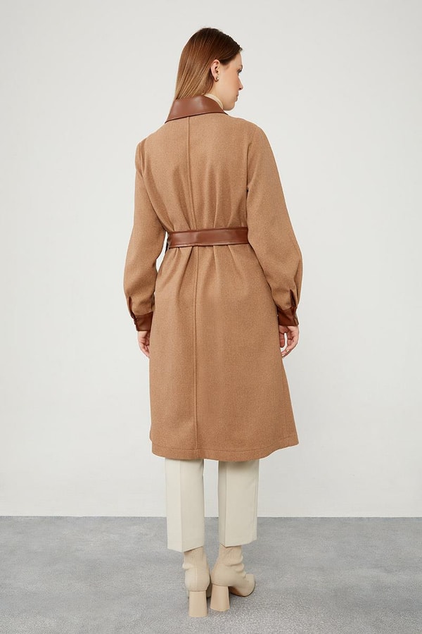 LevidorLevidor Toprak Çıt Çıt Kapamalı Kruvaze Yaka Suni Deri Kaban