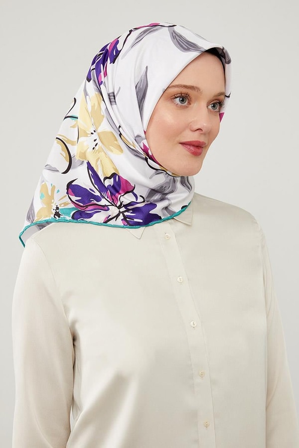 LevidorLevidor Yeşil Açelya Çicek Desenli Trend Twill Eşarp