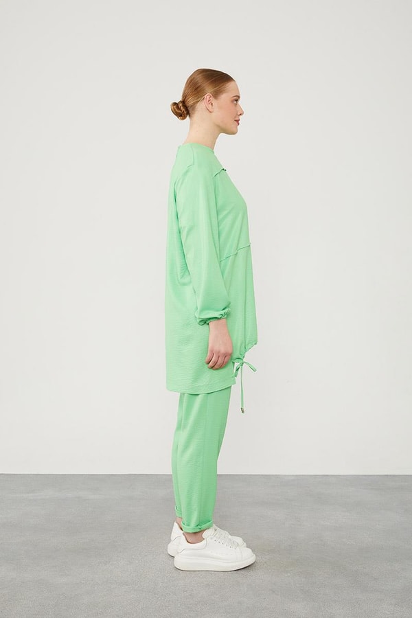 LevidorLevidor Yeşil Asimetrik Kesim Pantolonlu İkili Takım