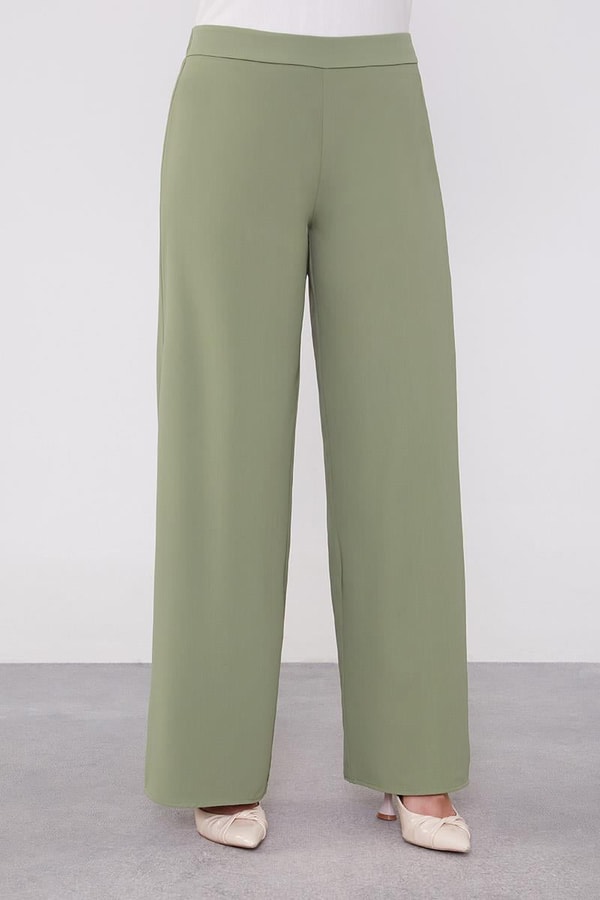 LevidorLevidor Yeşil Yakası Taş İşlemeli Şifon Tunik Takım