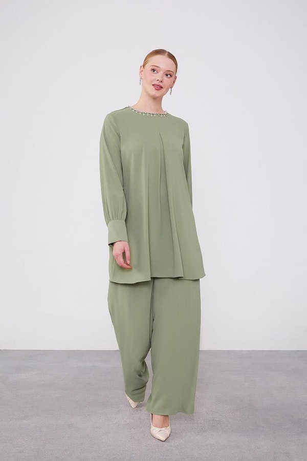 LevidorLevidor Yeşil Yakası Taş İşlemeli Şifon Tunik Takım