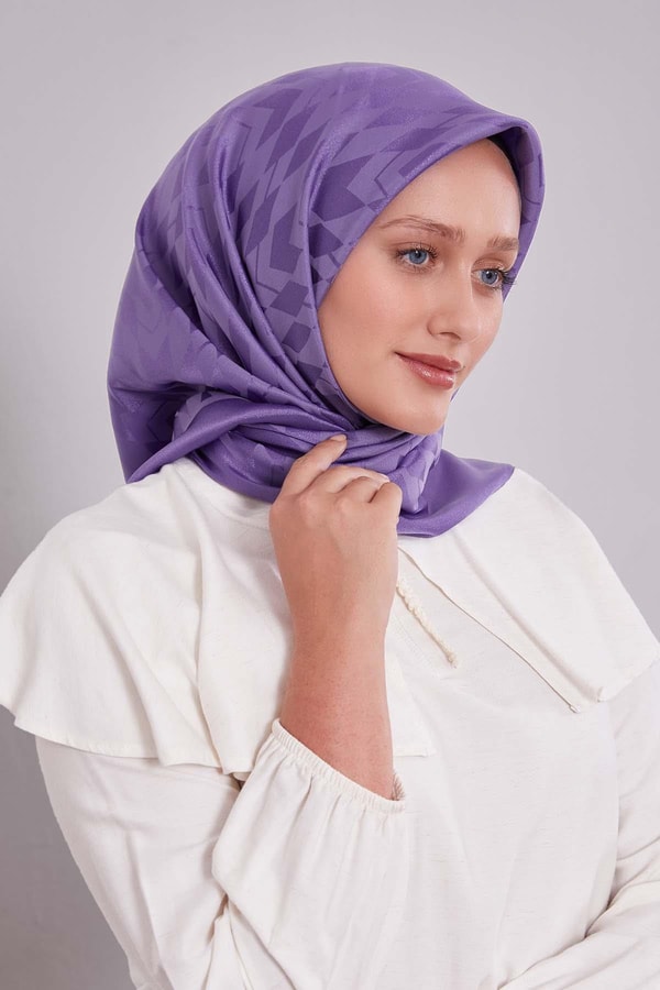 LevidorLila Baklava Desen Kristal Jakar Eşarp