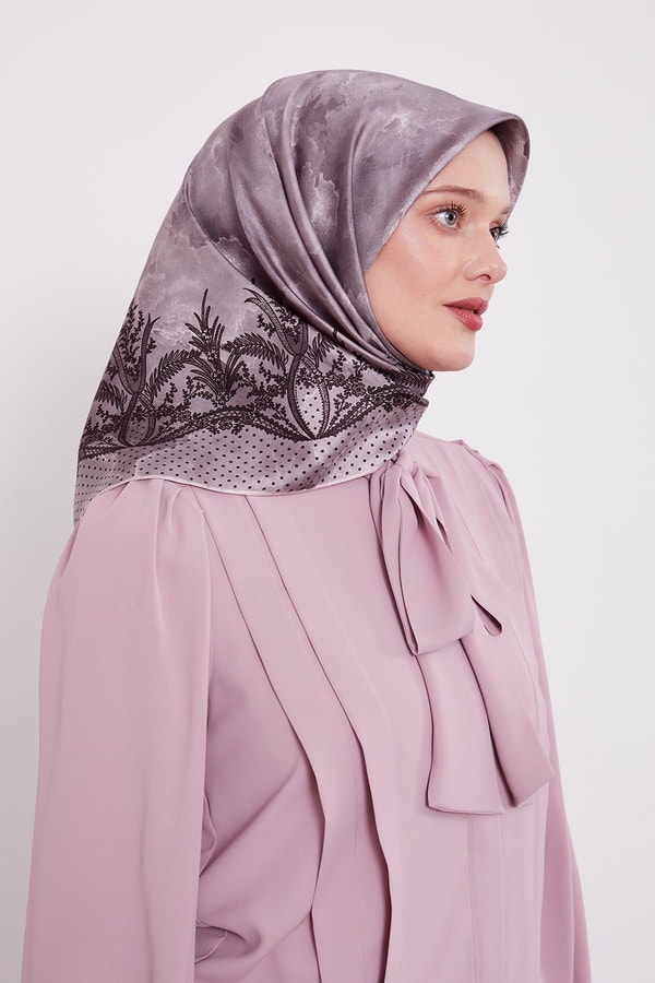 LevidorLila Kenar Benekli Twill İpek Eşarp