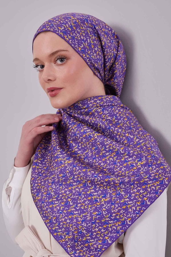 LevidorLila Mini Yazı Detay Twill İpek Eşarp