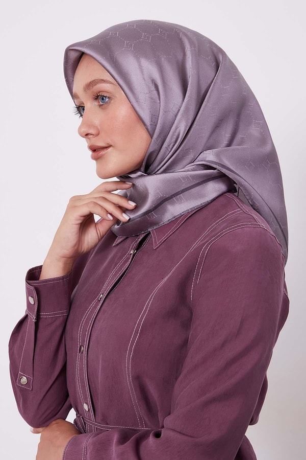 LevidorLila Petek Desen Monogram İpek Eşarp