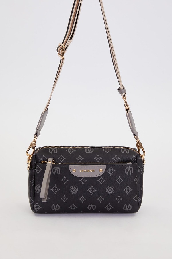 LevidorMavi Çizglili Kuşak Detaylı Omuz Çantası