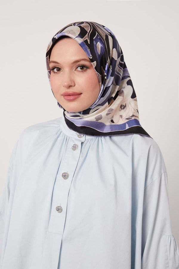LevidorMavi Karışık Çiçek Desen Twill İpek Eşarp