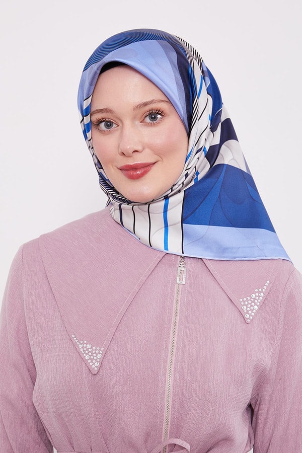 LevidorMavi Labirent Desen Twill İpek Eşarp