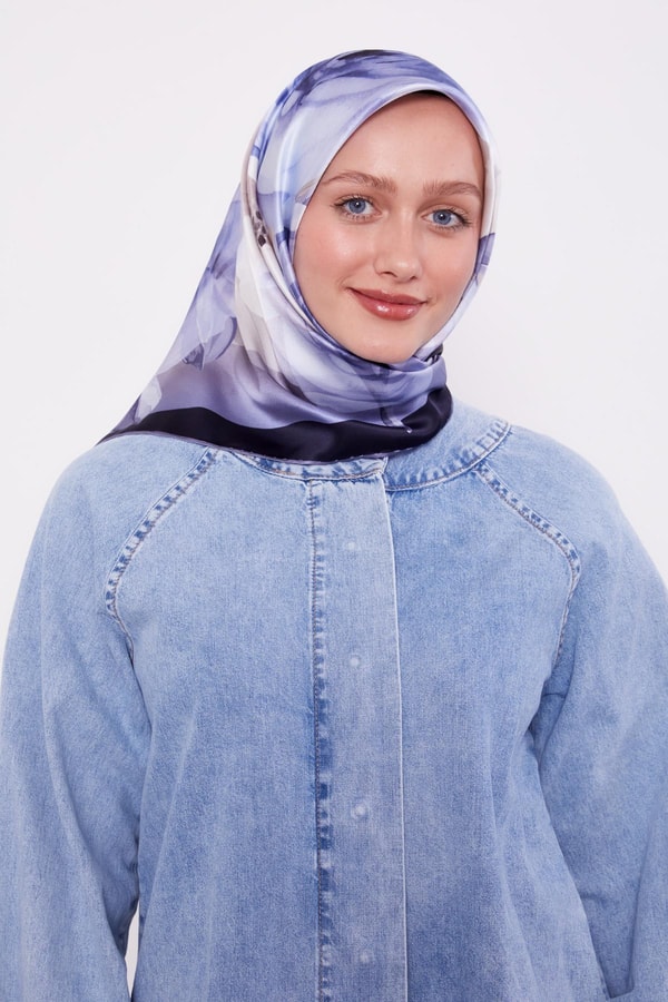 LevidorMavi Soft Çiçek Desen Sura İpek Eşarp