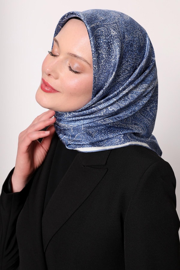 LevidorMavi Soyut Etnik Desen Twill İpek Eşarp