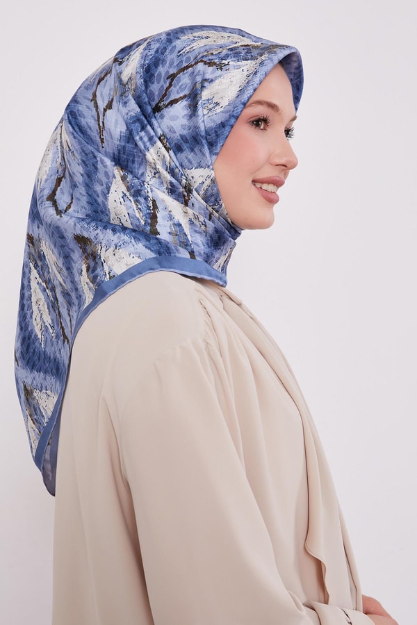 LevidorMavi Soyut Yaprak Desen Twill İpek Eşarp