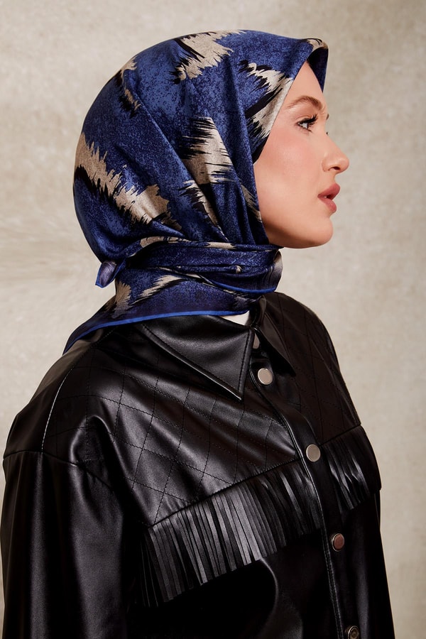 LevidorMavi Zigzag Spor Desen Twill İpek Eşarp