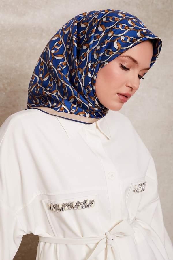 LevidorMavi Zincirli Desenli Twill İpek Eşarp