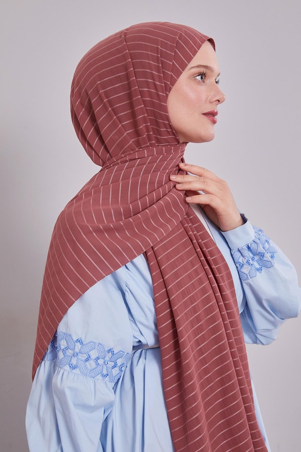 LevidorMenekşe Çizgili Cazz Şal