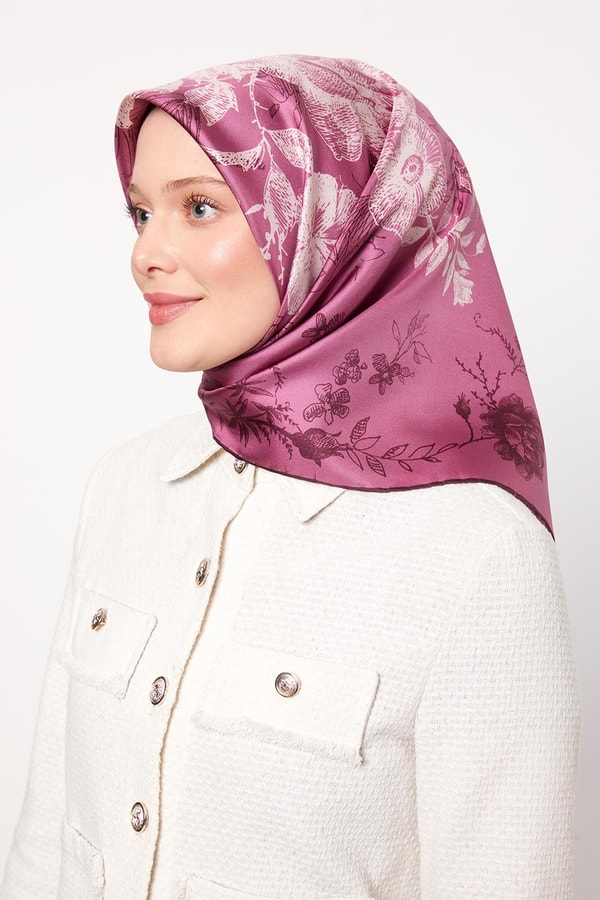 LevidorMenekşe Soyut Gül Desen Twill İpek Eşarp