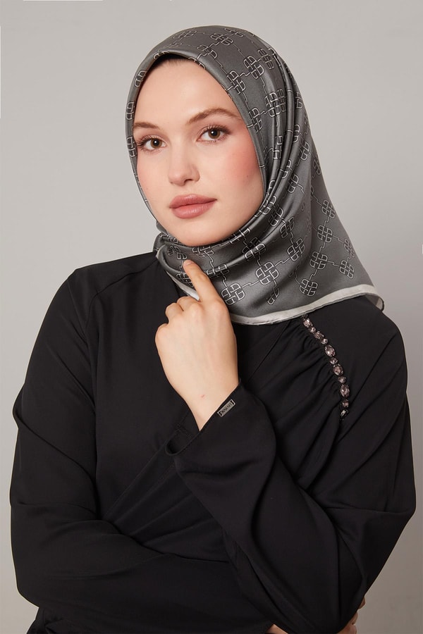 LevidorMint Yeşili Mini Yonca Desen Twill İpek Eşarp