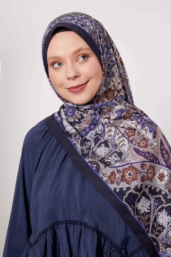 LevidorMorcivert Soyut Çiçek Desen Love Şal