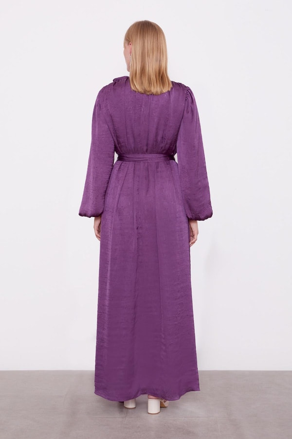 LevidorMürdüm Kuşak Detaylı Saten Kraş Elbise