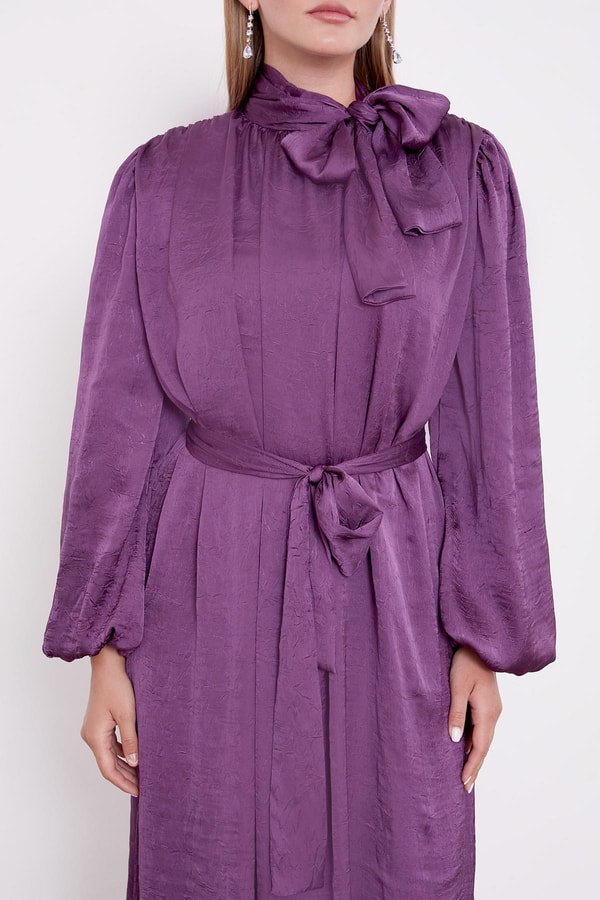 LevidorMürdüm Kuşak Detaylı Saten Kraş Elbise