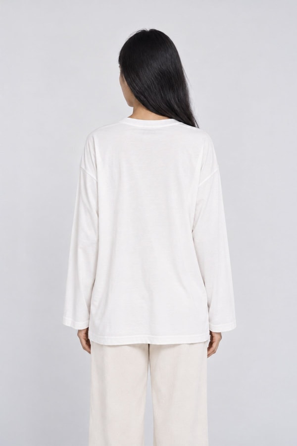 LevidorNakışlı ve Boncuk Detaylı Oversize Sweatshirt Kırık Beyaz