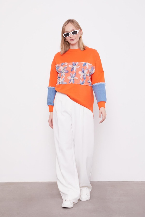 LevidorOranj Kot Detaylı Çiçekli Sweat