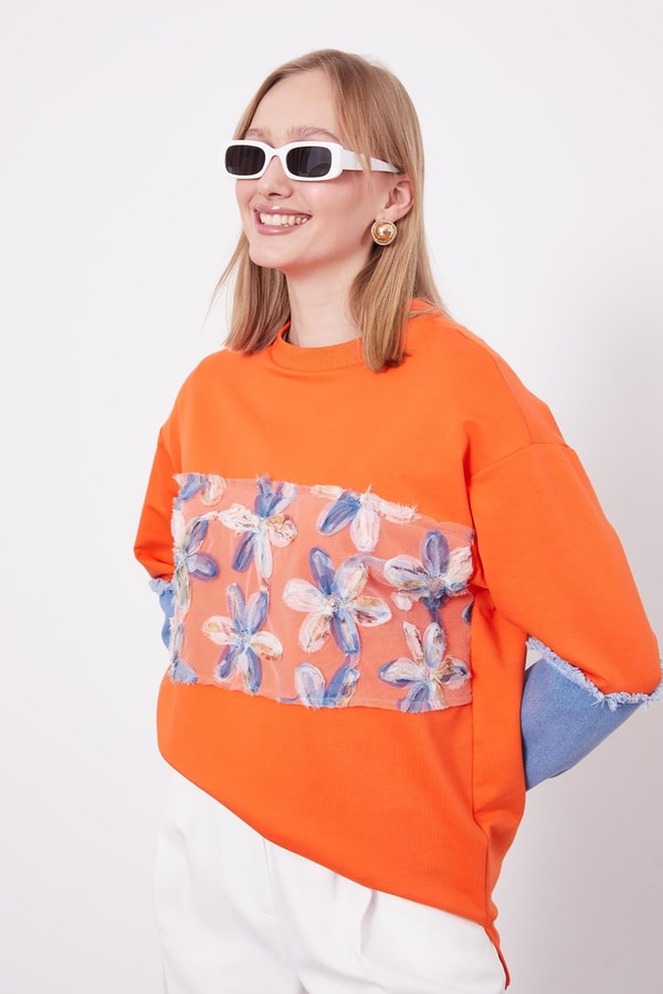 LevidorOranj Kot Detaylı Çiçekli Sweat