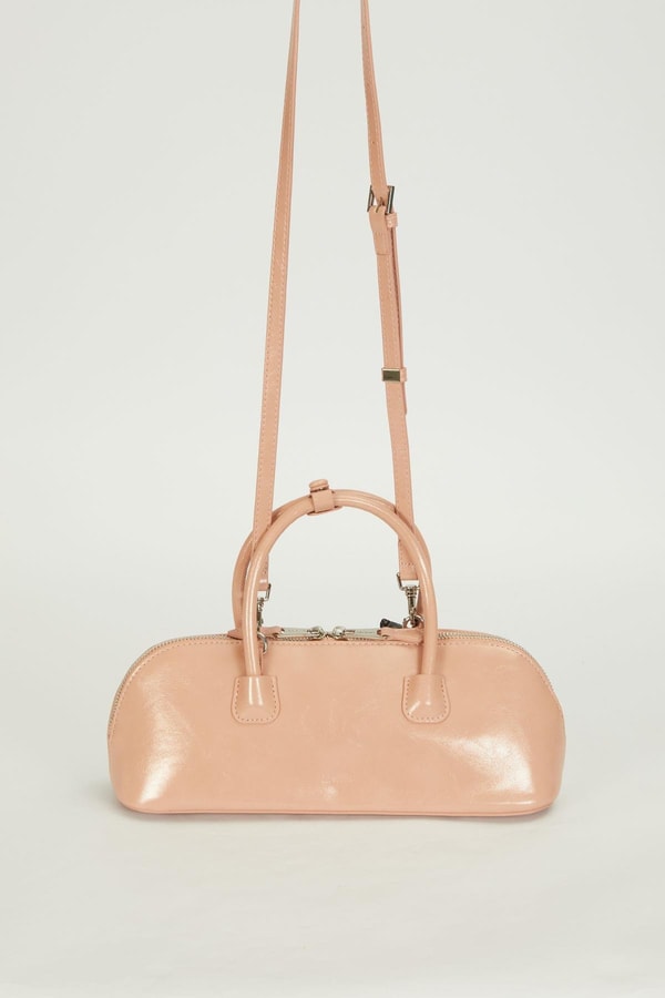 LevidorPembe Charm Detaylı Baget Çanta