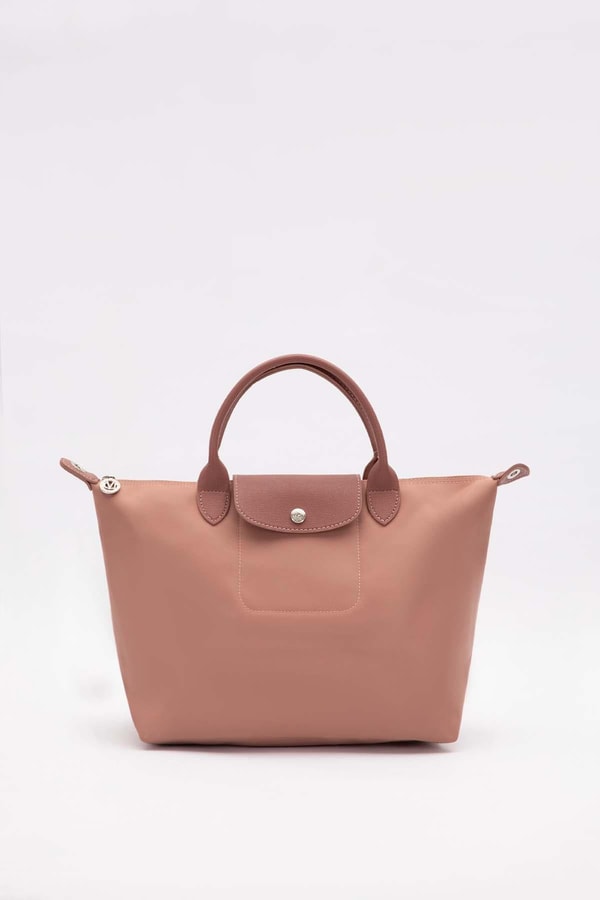 LevidorPembe Deri Kapak Aksesuarlı Omuz Çantası