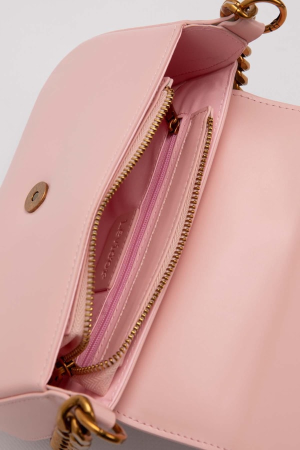 LevidorPembe Geniş Zincir Aksesuarlı Omuz Çantası