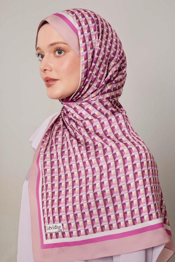LevidorPembe Üç Boyut Desen Club Şal
