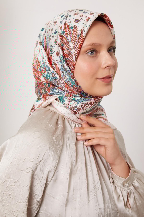 LevidorPembe Yaprak  Desen Twill İpek Eşarp