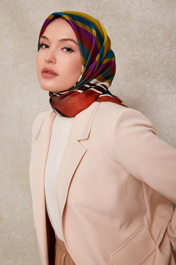 LevidorPetrol Mavi Kare Desen Twill İpek Eşarp