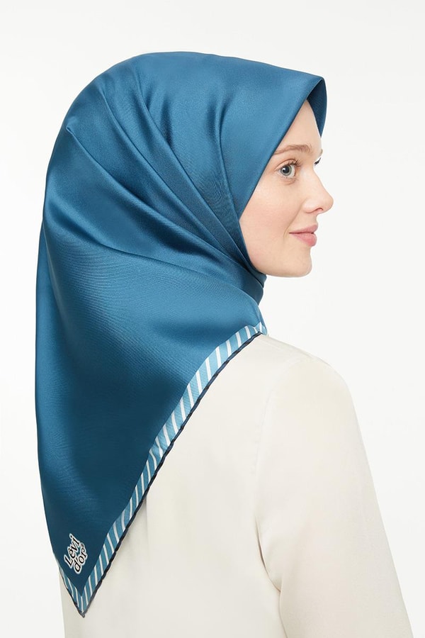 LevidorPetrol Mavisi Twill Saf İpek Eşarp