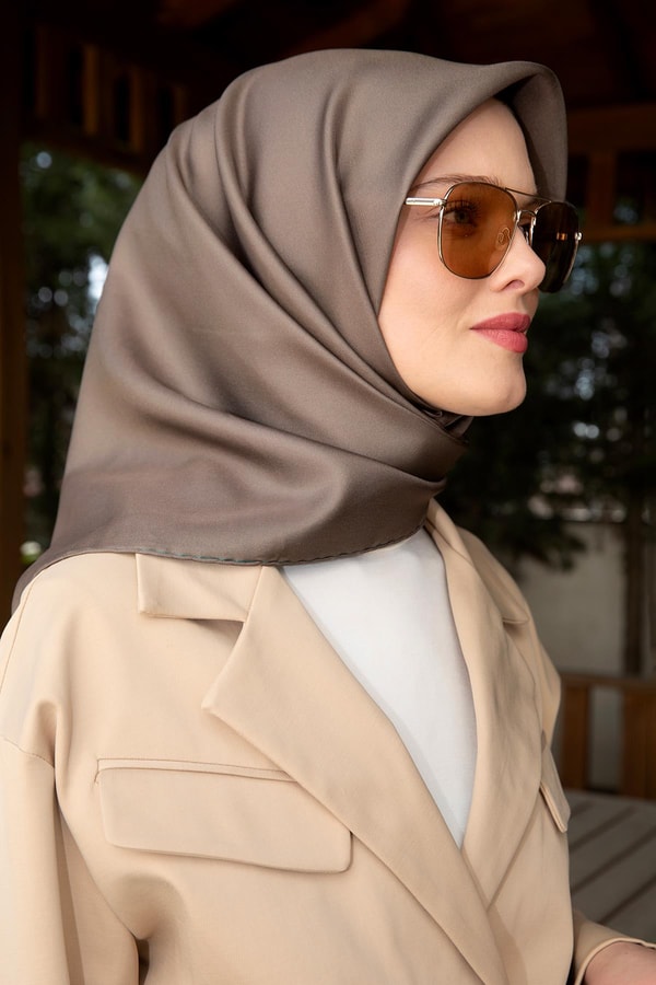 LevidorPetrol Yeşili Çift Taraflı Twill İpek Eşarp