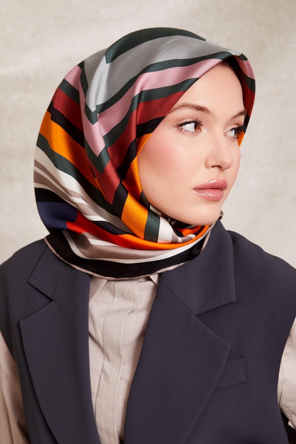 LevidorPetrol Yeşili Kare Desen Twill İpek Eşarp