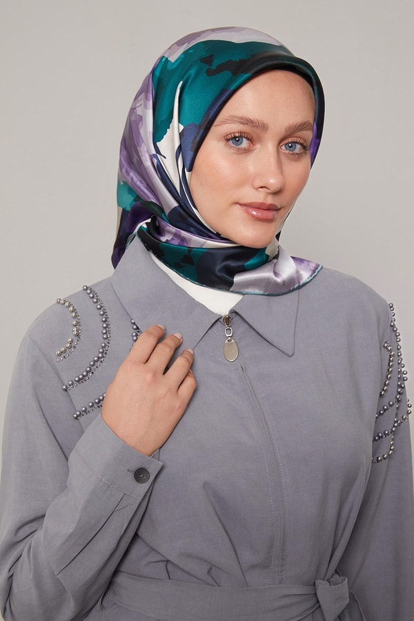 LevidorPetrol Yeşili Soyut Çiçek Desen Sura İpek Eşarp