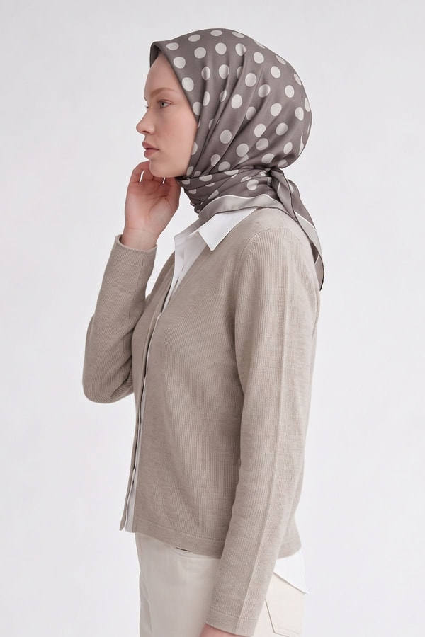 LevidorPuantiyeli Twill İpek Eşarp Gri
