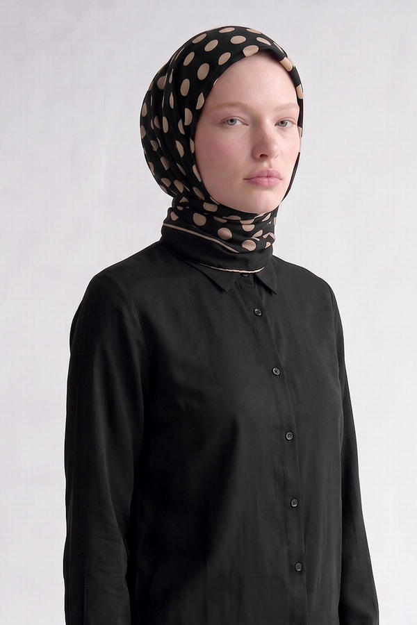LevidorPuantiyeli Twill İpek Eşarp Siyah