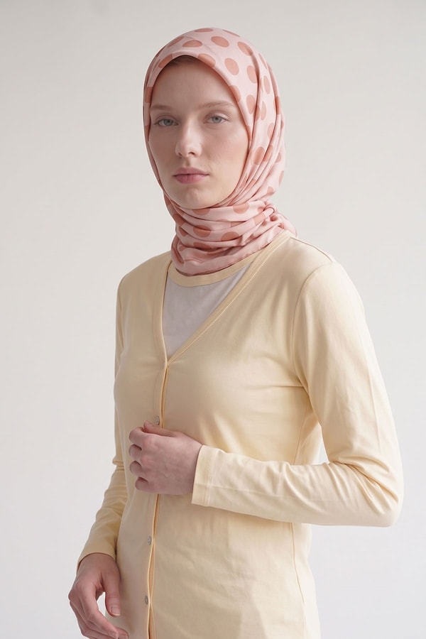 LevidorPuantiyeli Twill İpek Eşarp Yavruağzı