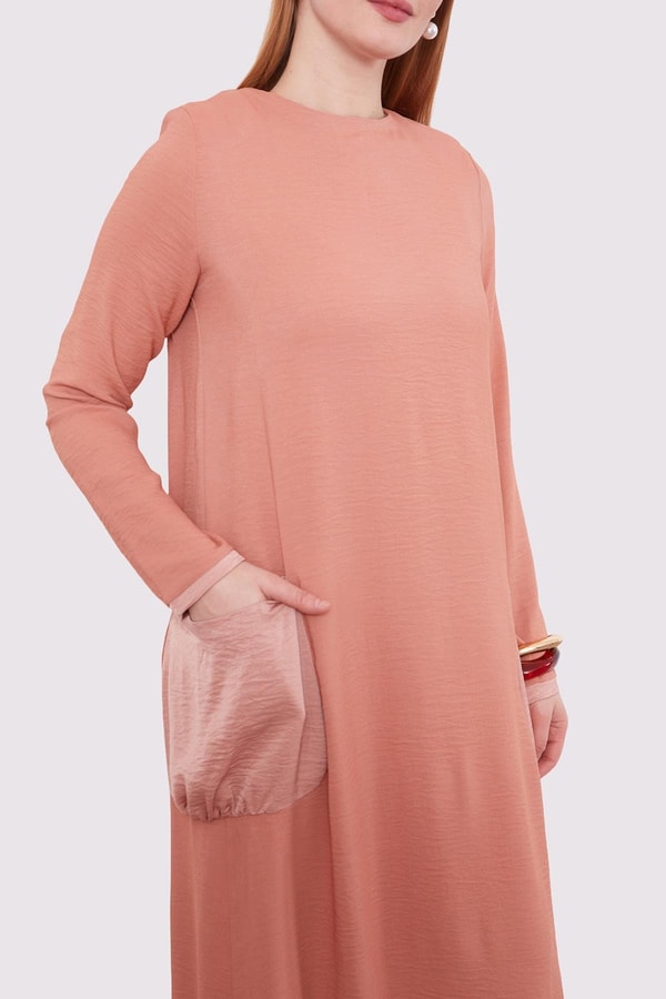 LevidorPudra Büyük Cep Detaylı Elbise