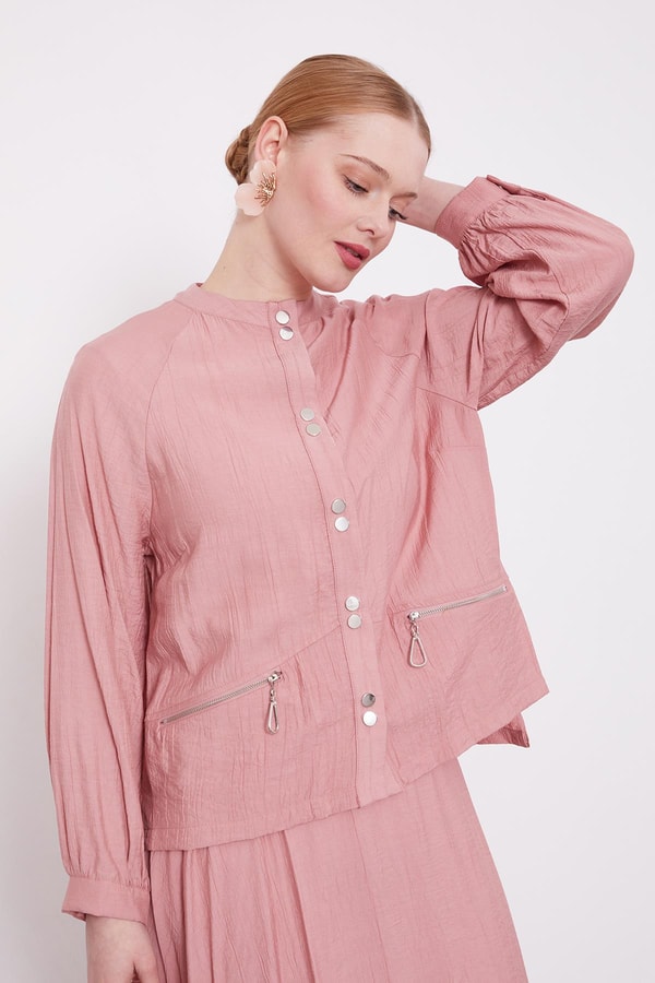 LevidorPudra Çift Düğme Detaylı Etekli Takım