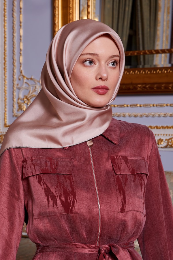 LevidorPudra-Gümüş Çift Taraflı Twill İpek Eşarp