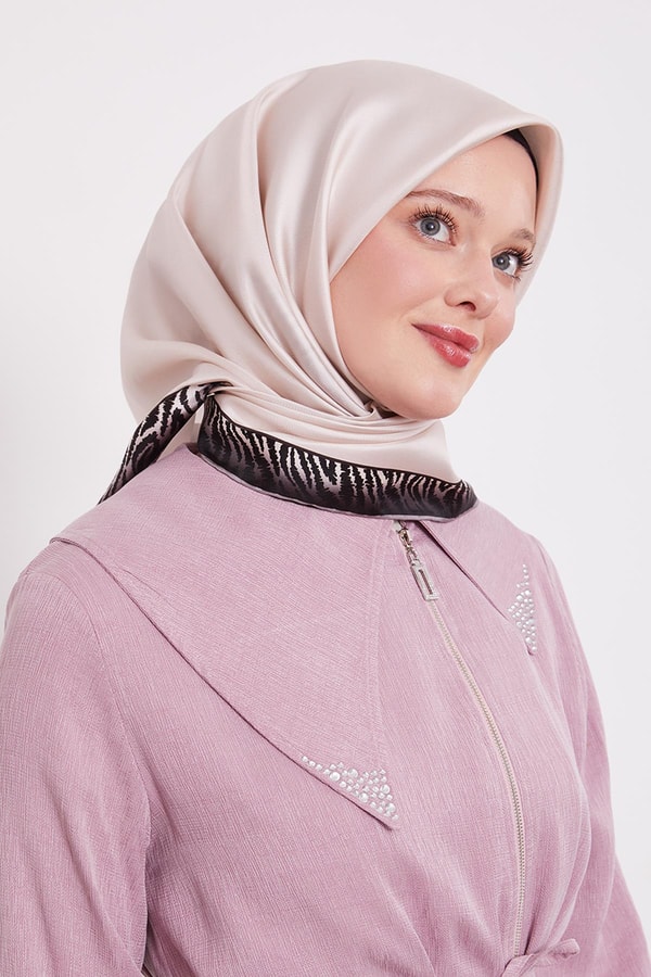 LevidorPudra Kenar Leopar Desen Twill İpek Eşarp