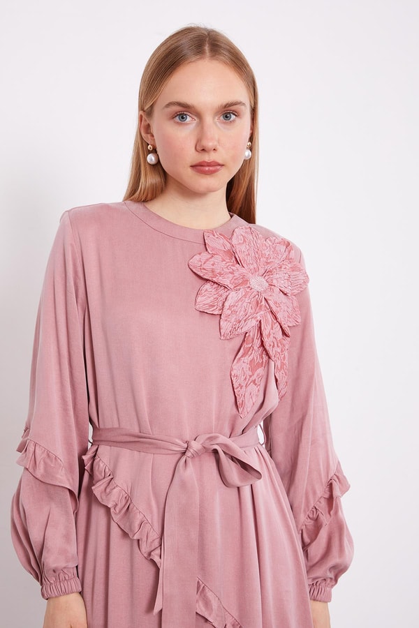 LevidorPudra Yakası Çiçek Detaylı Cupra Elbise
