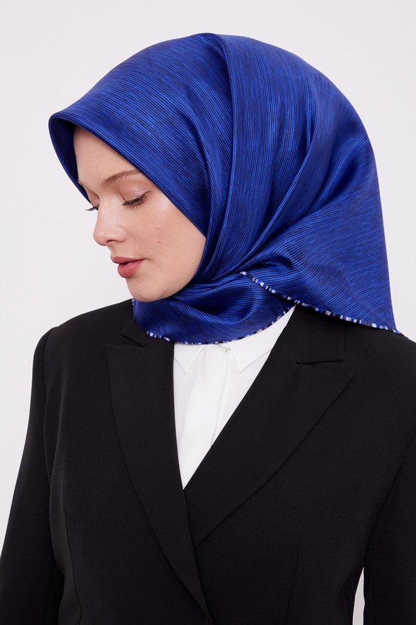 LevidorSaks Çizgili Twill İpek Eşarp