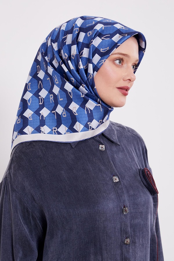 LevidorSaks Petek Baskılı Twill İpek Eşarp