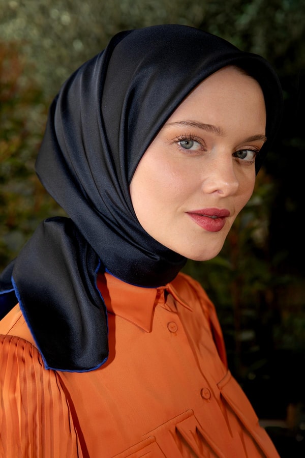 LevidorSaks-Siyah Çift Taraflı Twill İpek Eşarp