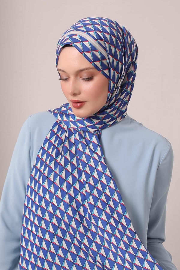 LevidorSaks Üçgen Desen Club Şal